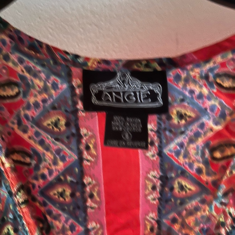 Stunning Vintage Patterned Blouse - image 3